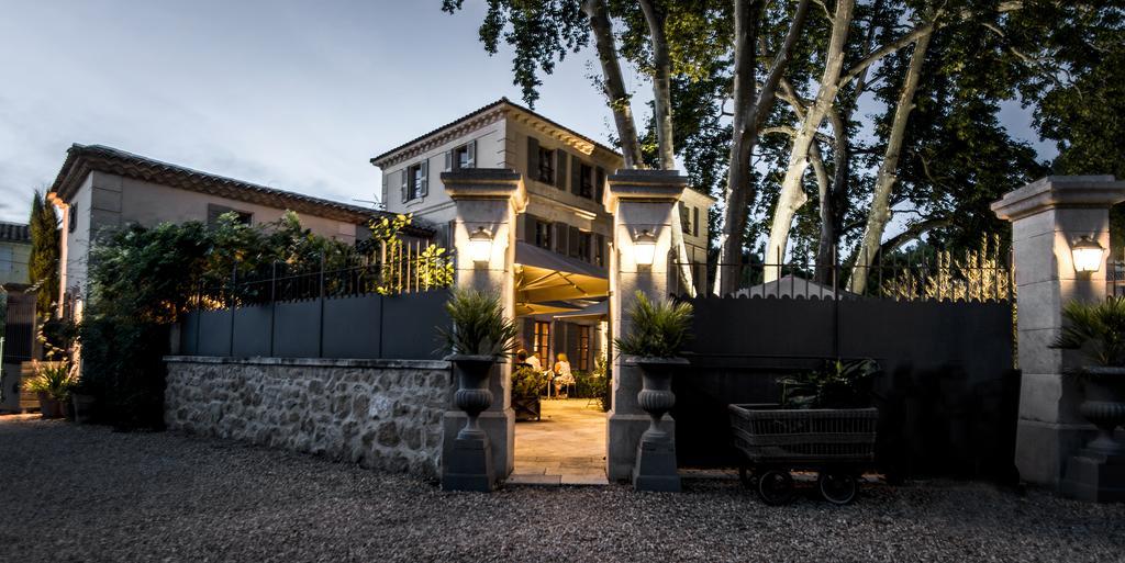 La Bastide De Boulbon Hotel Exterior photo